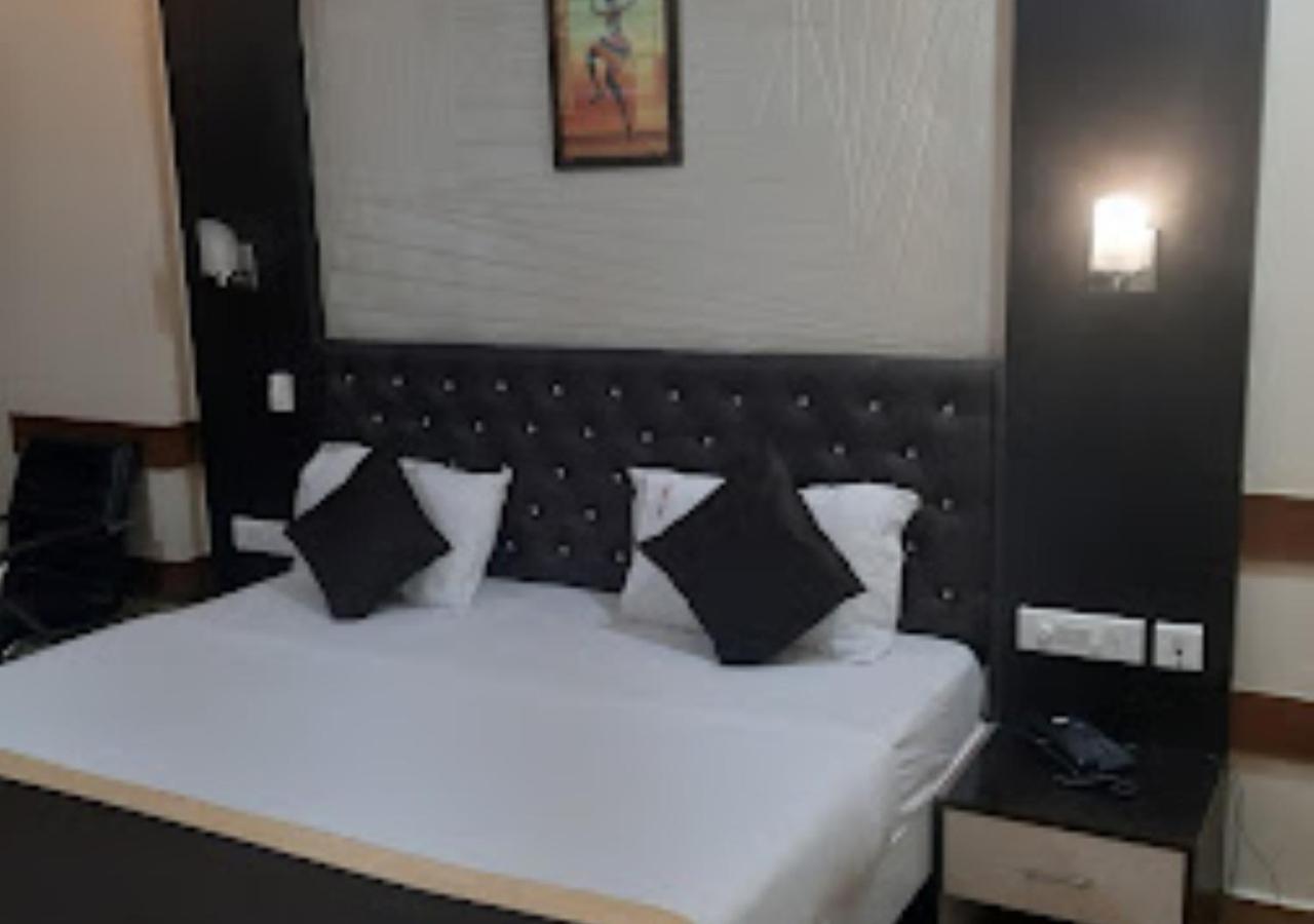 Hotel Venus Inn Bhubaneshwar 부바네스 외부 사진