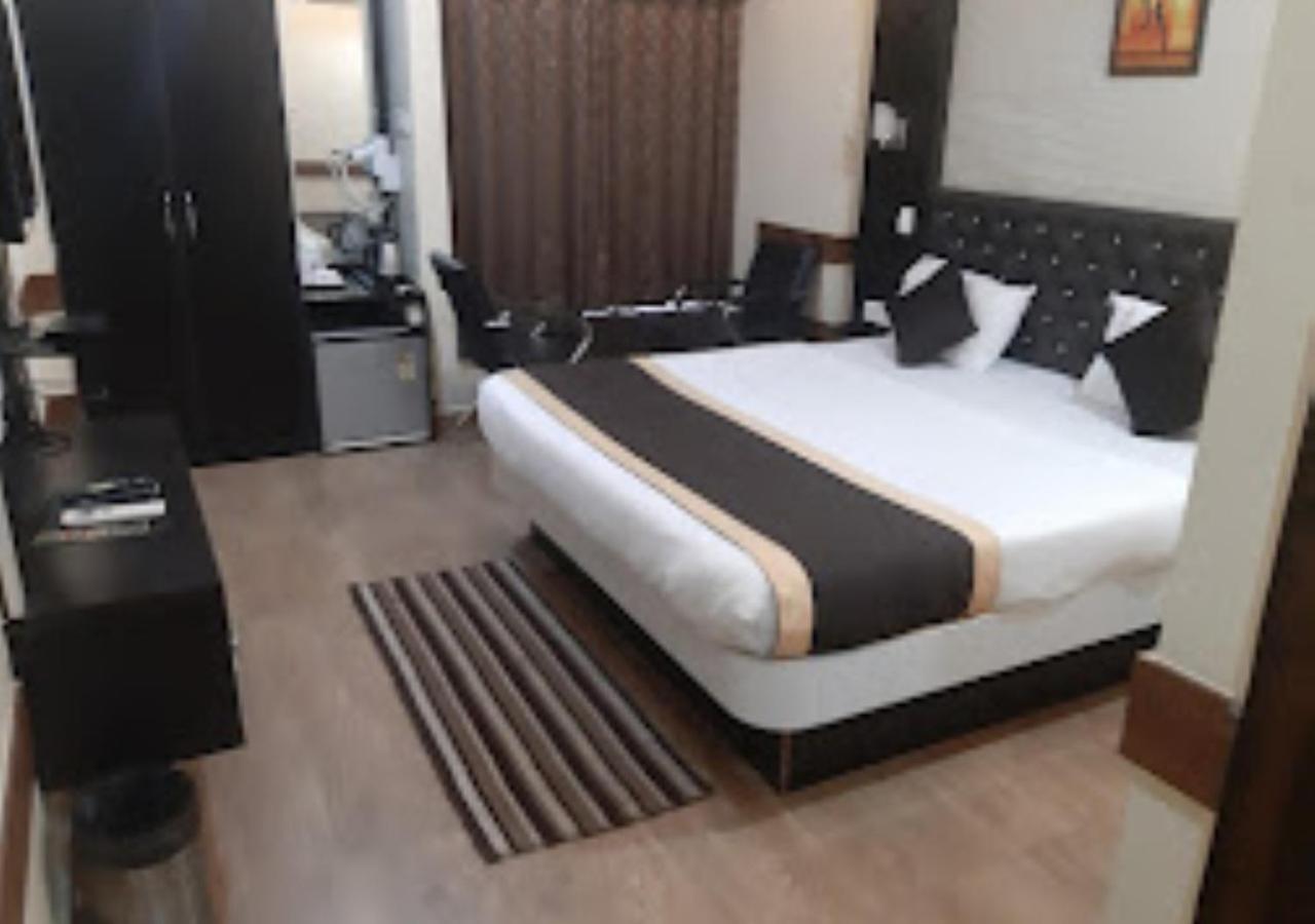 Hotel Venus Inn Bhubaneshwar 부바네스 외부 사진