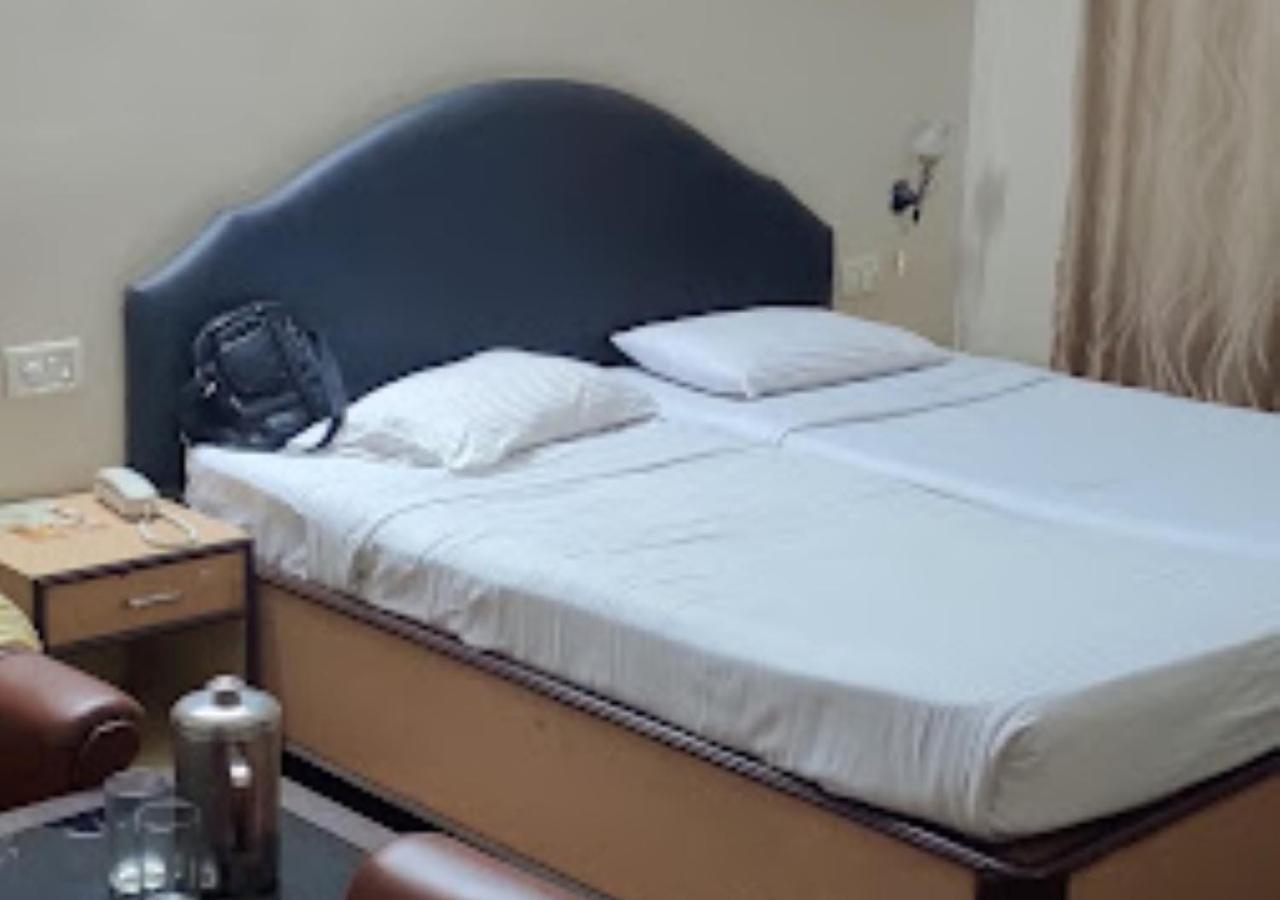 Hotel Venus Inn Bhubaneshwar 부바네스 외부 사진